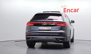 Q8 (4M)