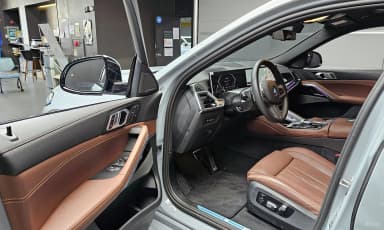 X6 (G06)