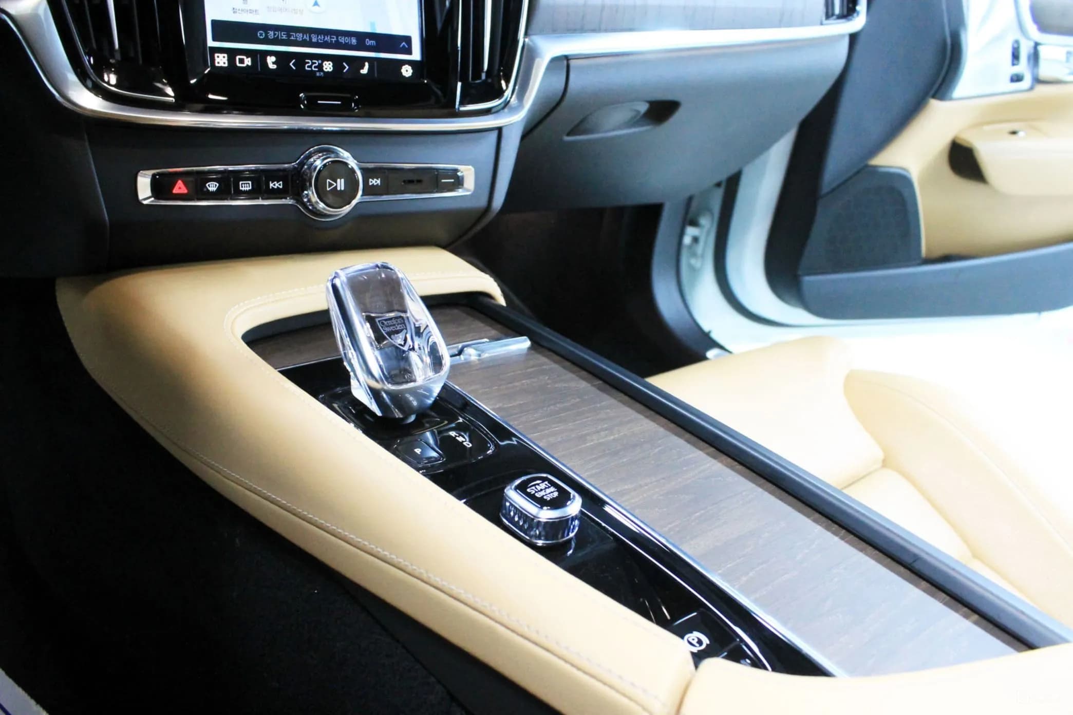 S90