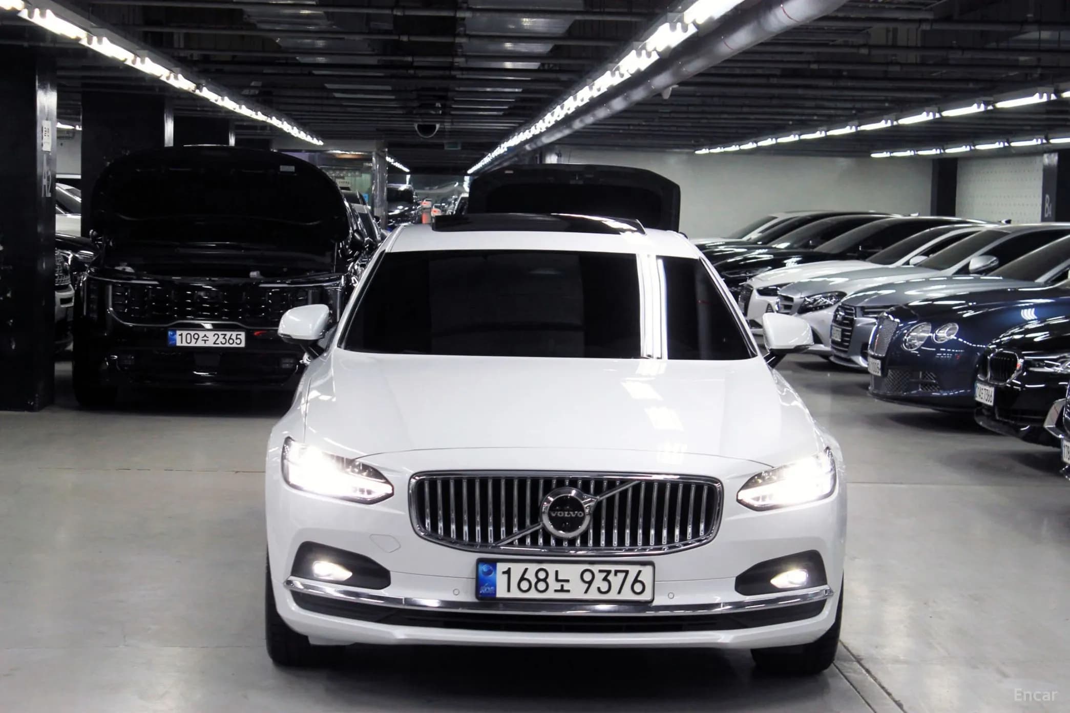 S90