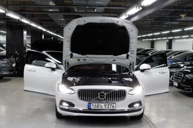 S90