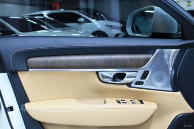 S90