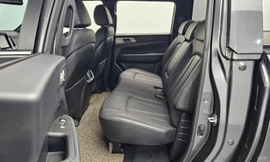 Rexton Sports Khan