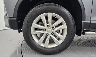 Rexton Sports Khan