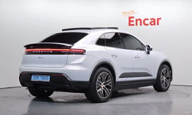 Macan EV