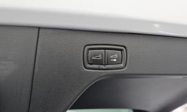 Macan EV