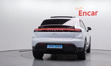 Macan EV