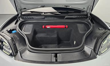 Macan EV