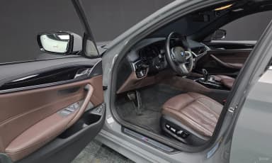 5 Series (G30)