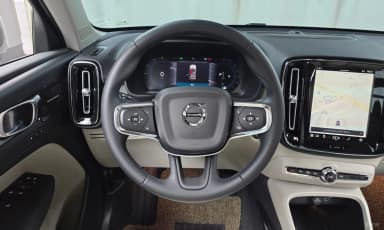 XC40