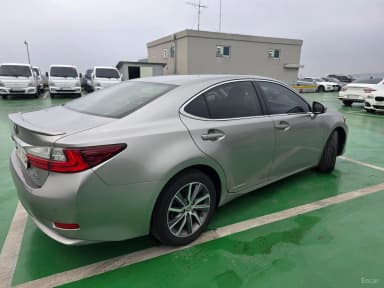 New ES300h