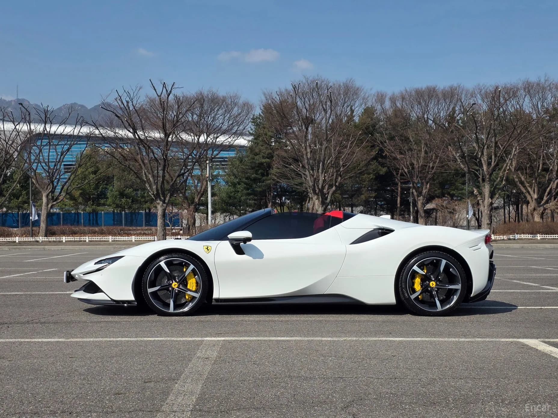 SF90 Spyder