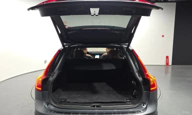 V90 Cross Country