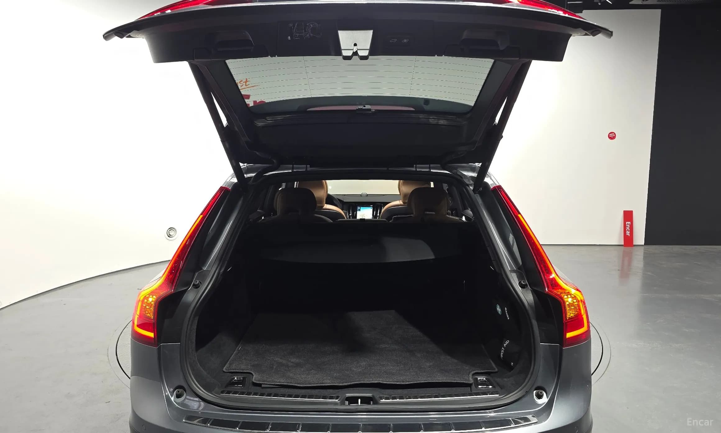 V90 Cross Country