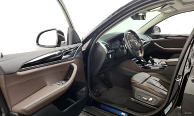 X4 (G02)