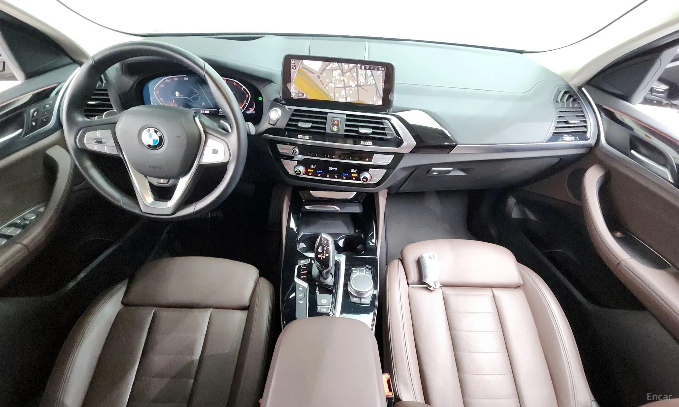 X4 (G02)