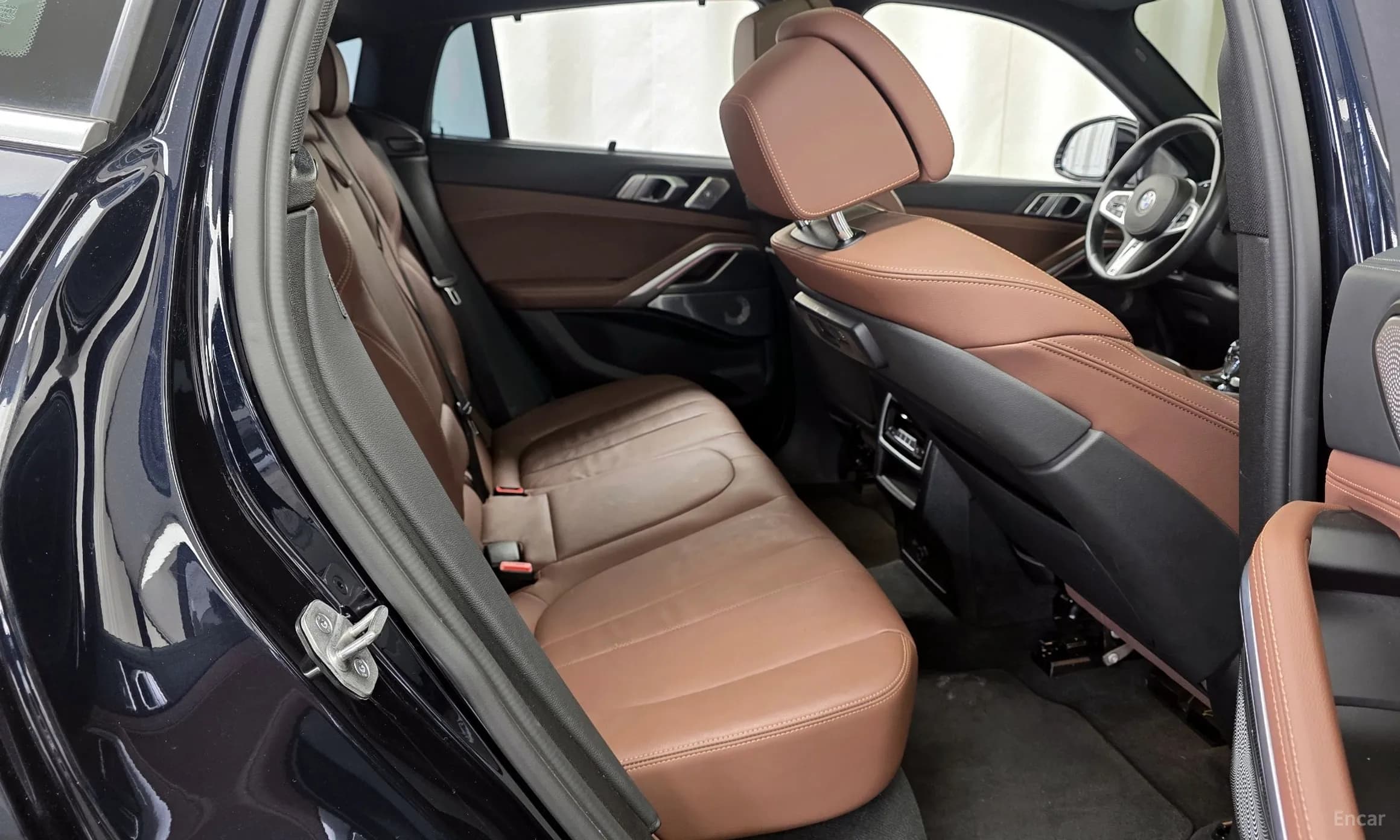 X6 (G06)