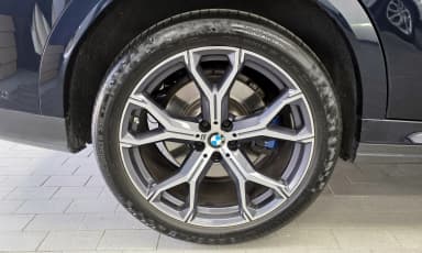 X6 (G06)