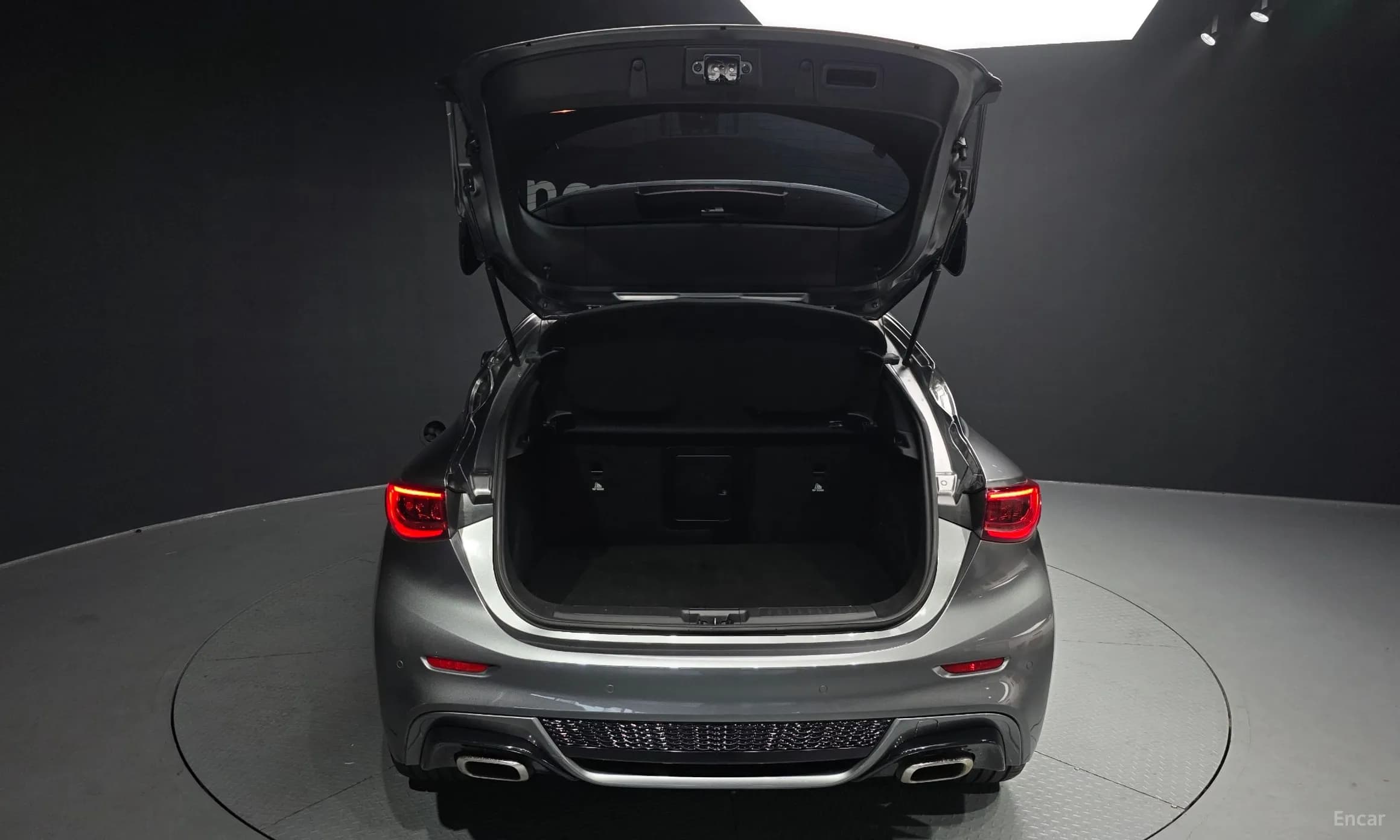 Q30