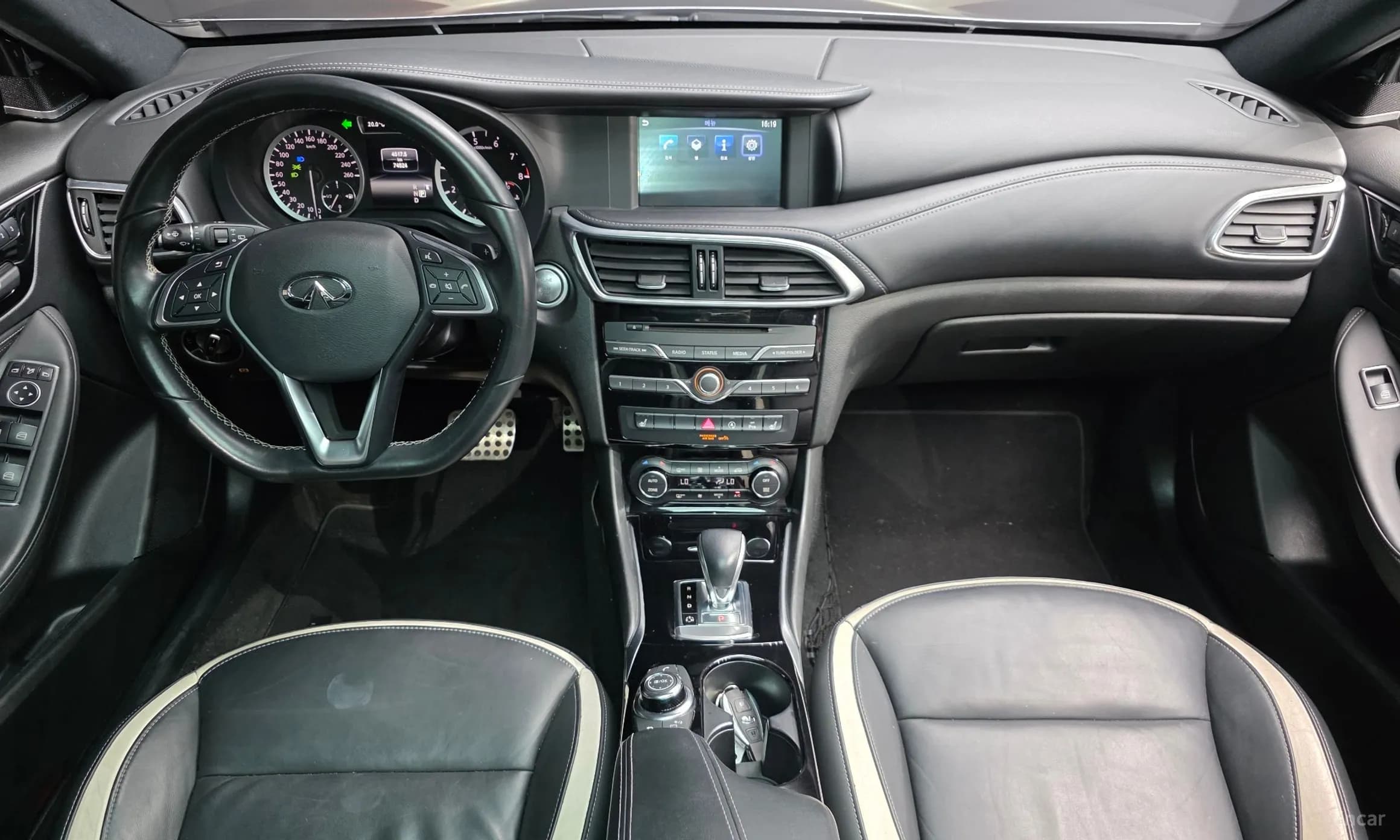 Q30