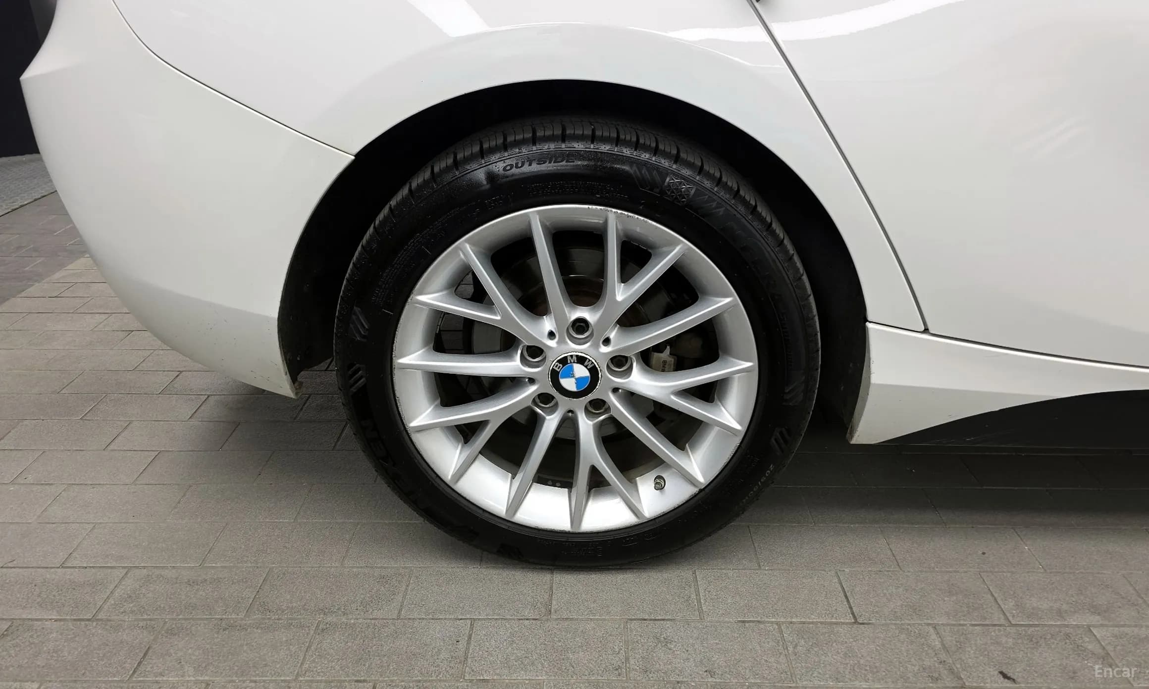 1 Series (F20)