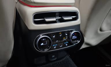 GV70