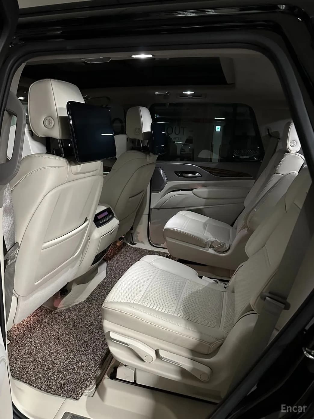 Escalade 5th Generation