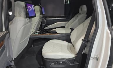 Escalade 5th Generation