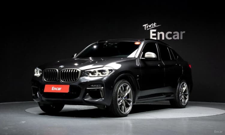 X4 (G02)