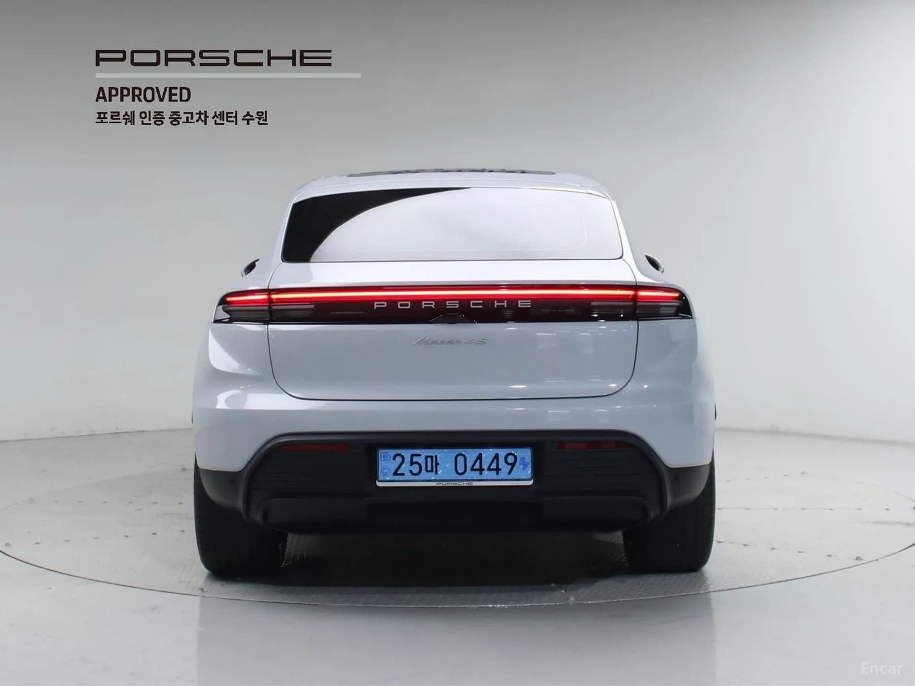 Macan EV