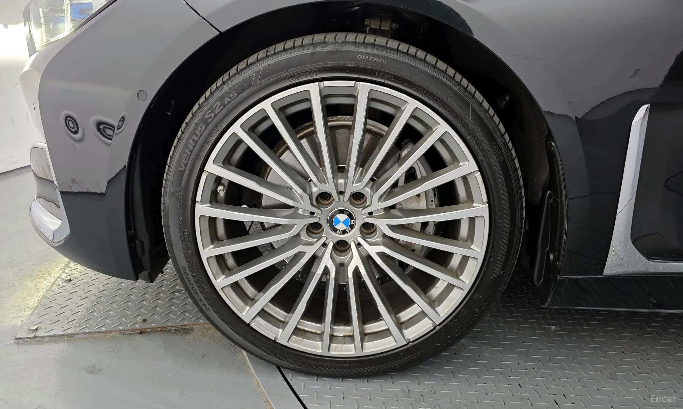 7 Series (G11)