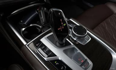 7 Series (G11)
