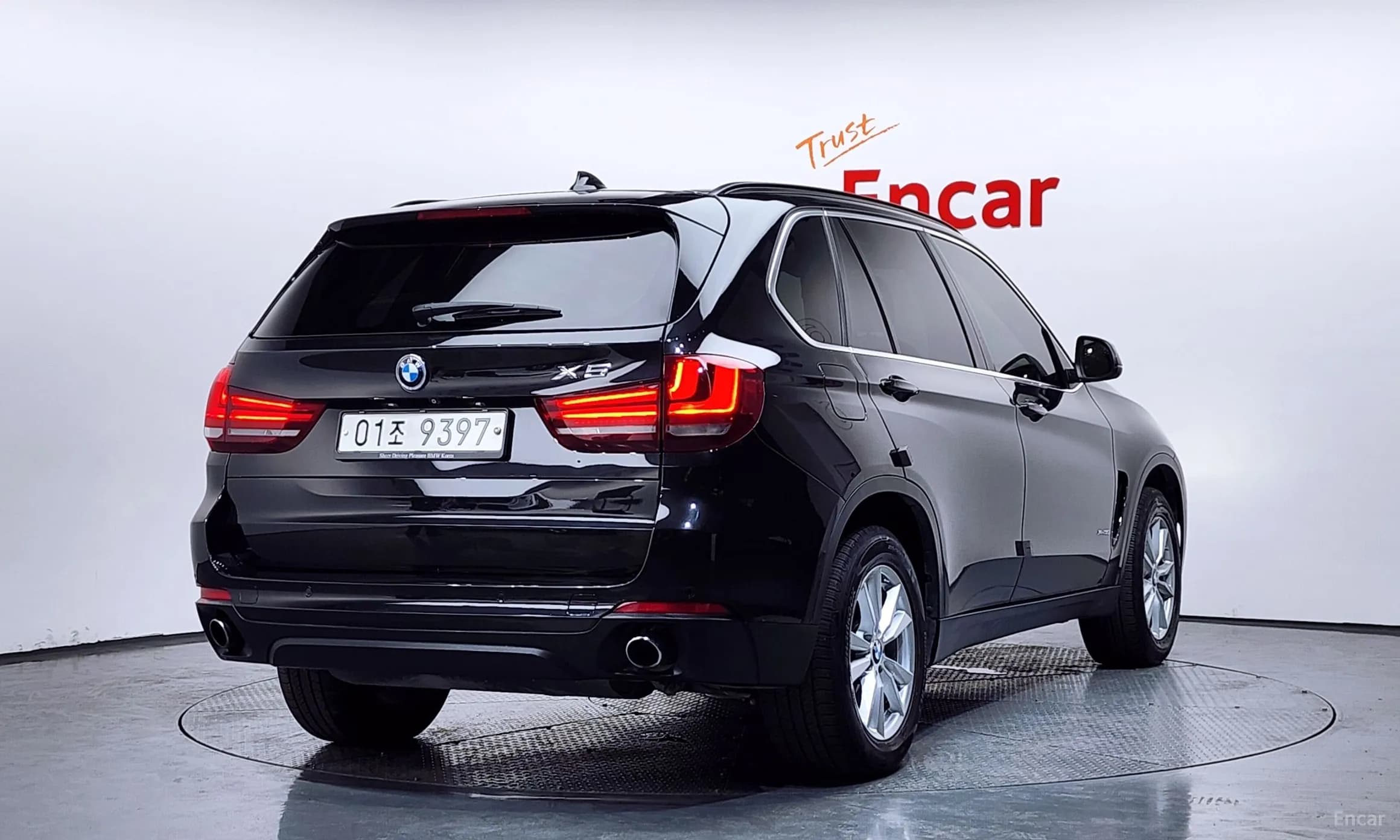 X5 (F15)
