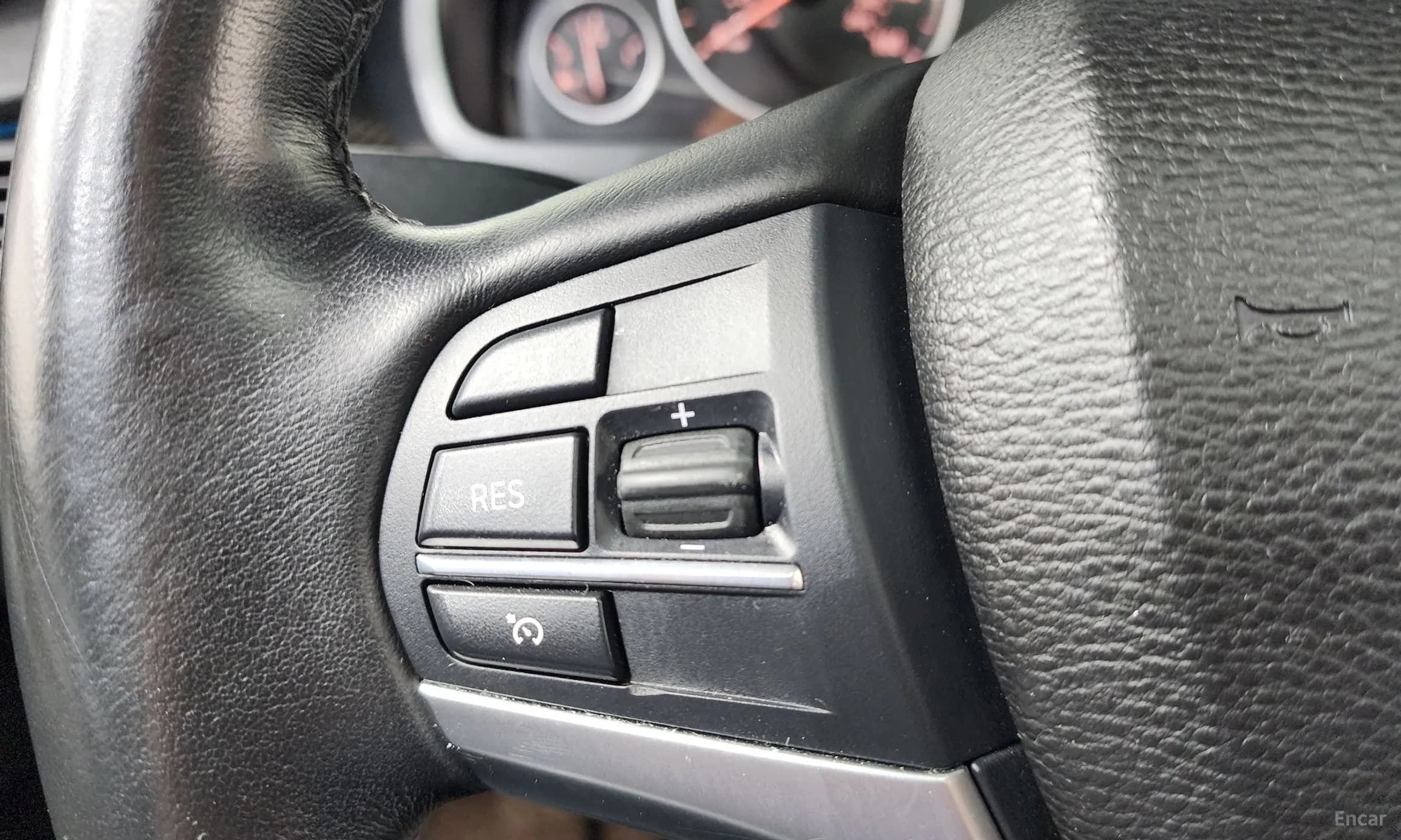 X5 (F15)