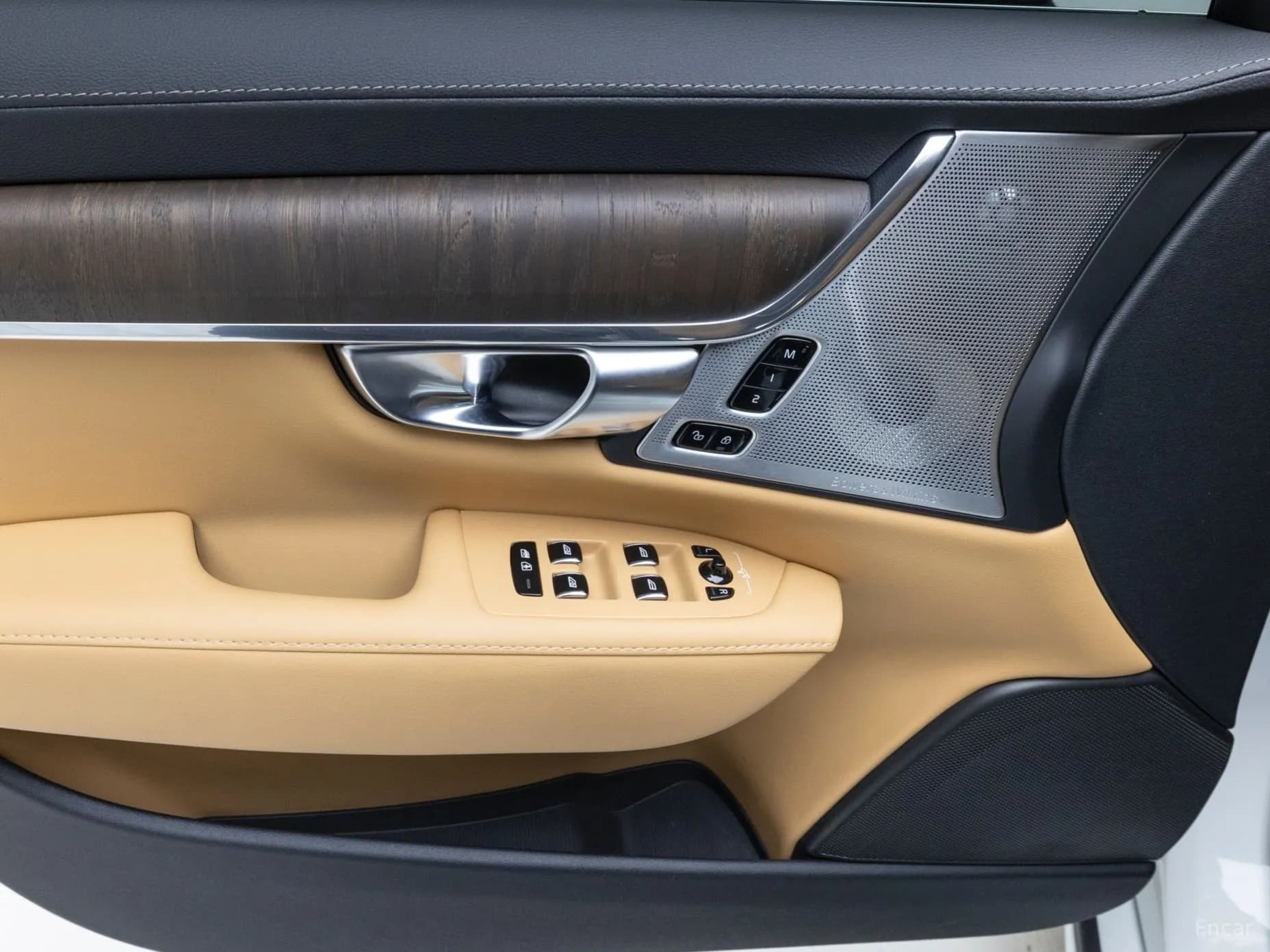 S90