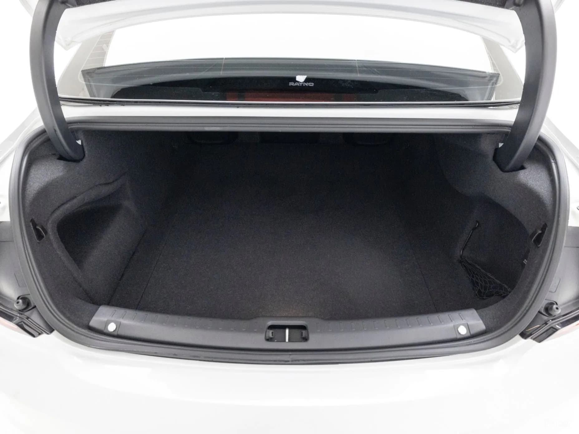 S90