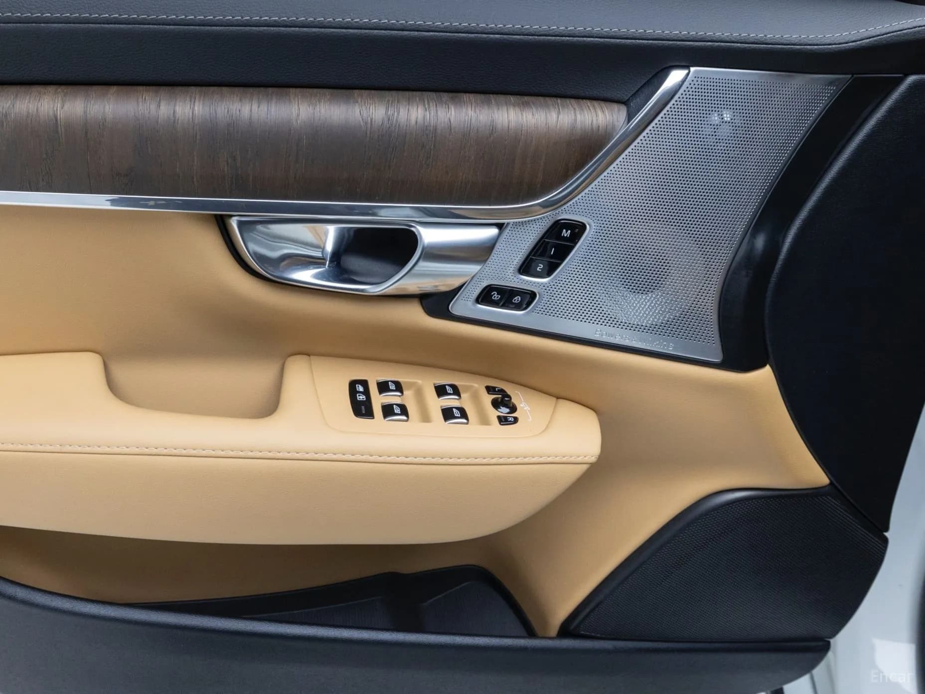 S90