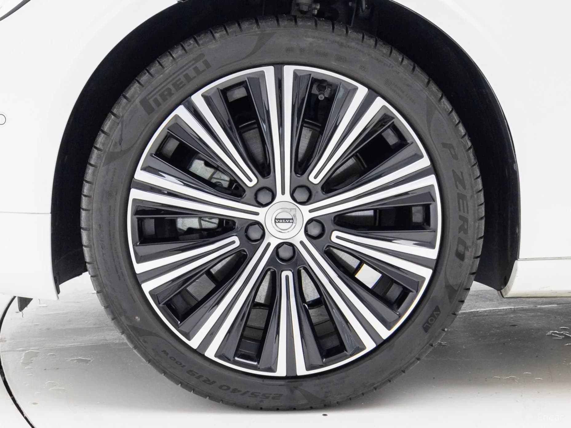 S90