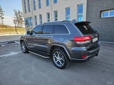 Grand Cherokee