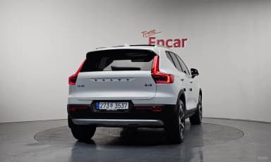 XC40