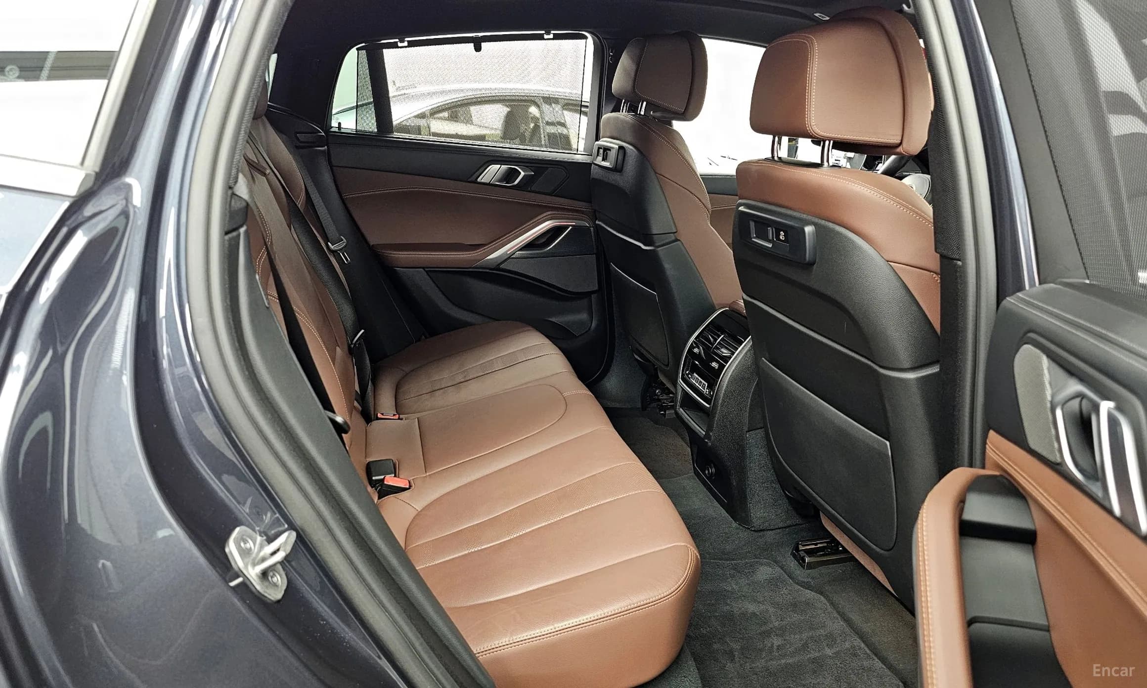 X6 (G06)