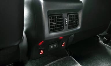 Camry (XV70)