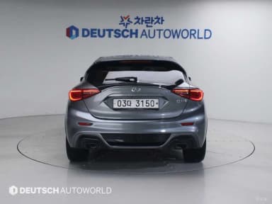 Q30