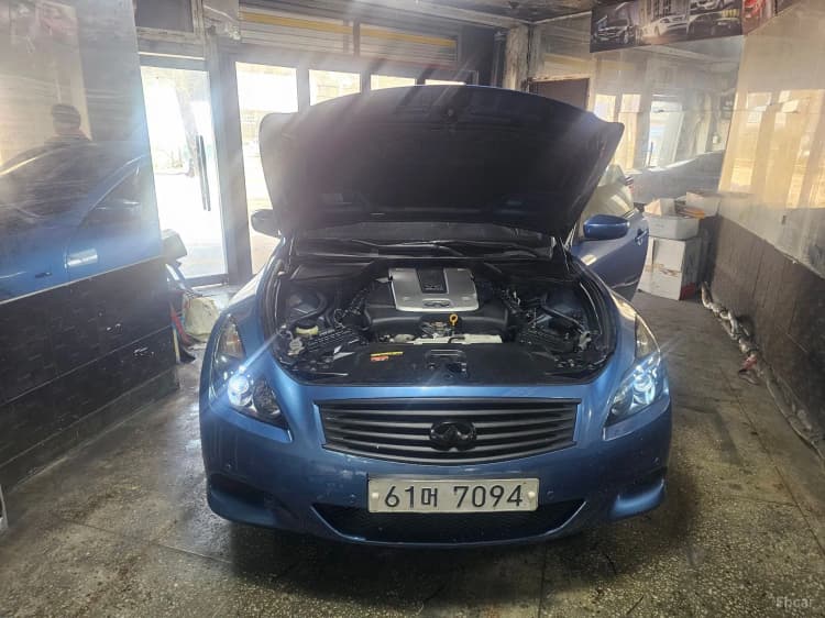 G37