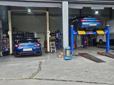 G37