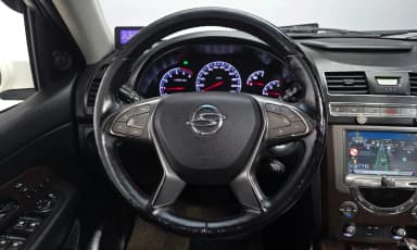 Rexton W