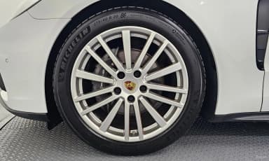 Panamera (971)