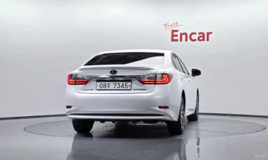 New ES300h