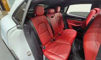 Macan EV