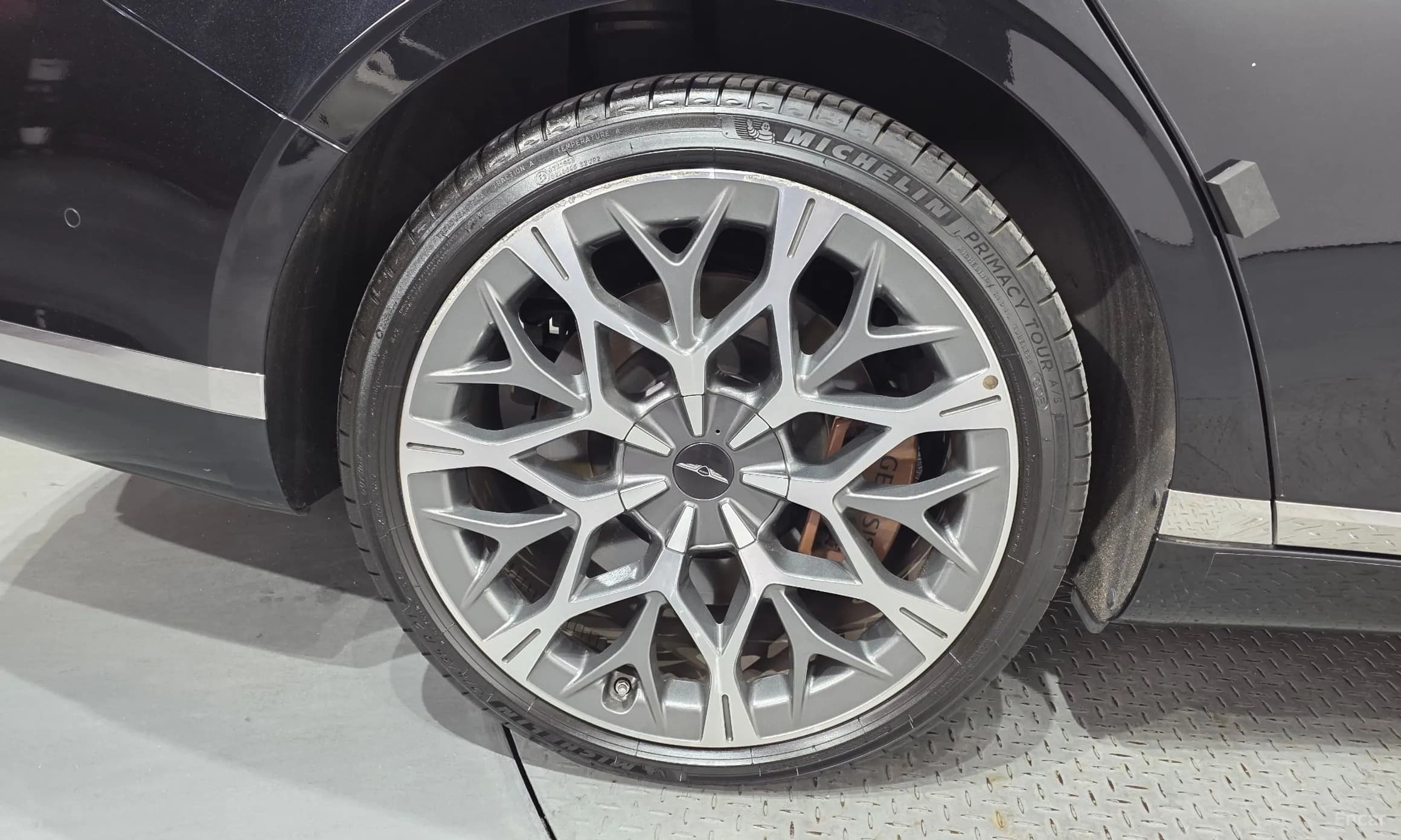 G90 (RS4)